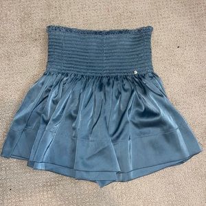 Natural life shorts